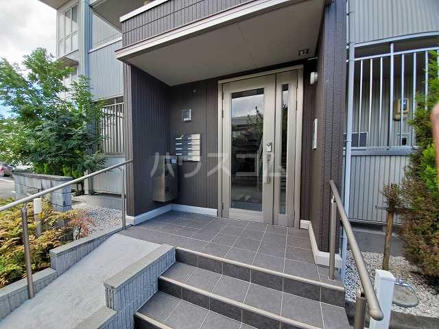 17/26 エントランス