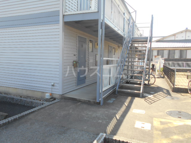 17/25 エントランス