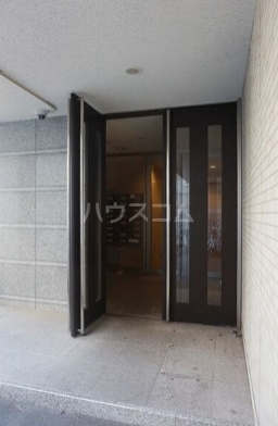 16/25 エントランス