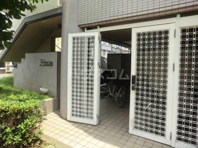 15/25 エントランス