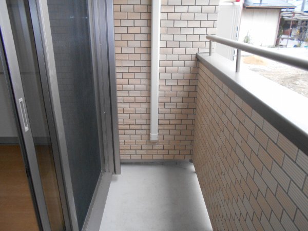 16/27 バルコニー