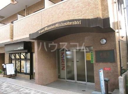 14/16 エントランス