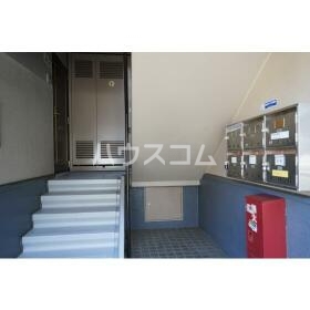 16/18 エントランス