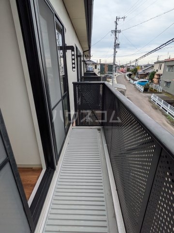 18/23 バルコニー