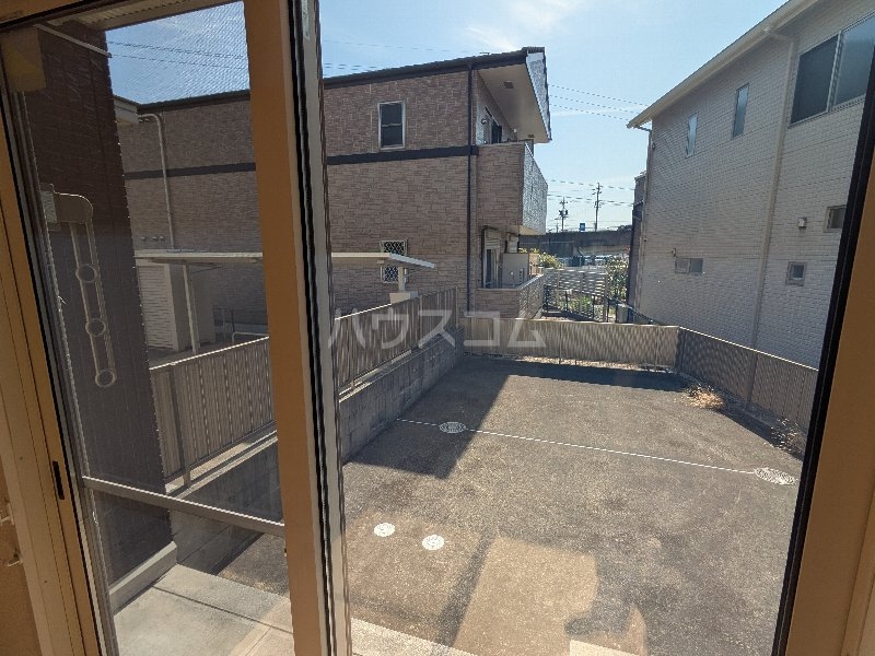 13/25 バルコニー