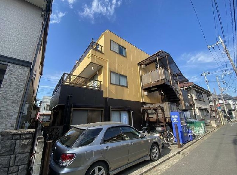 17/27 エントランス