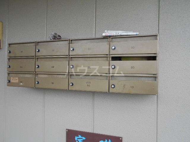 17/26 エントランス