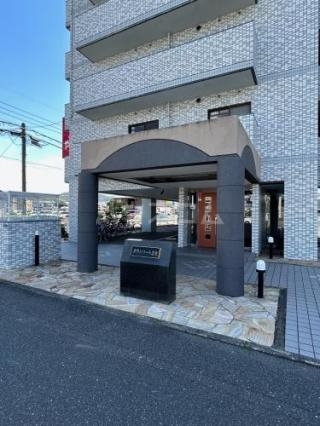 16/24 エントランス