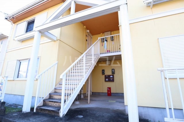 19/20 エントランス