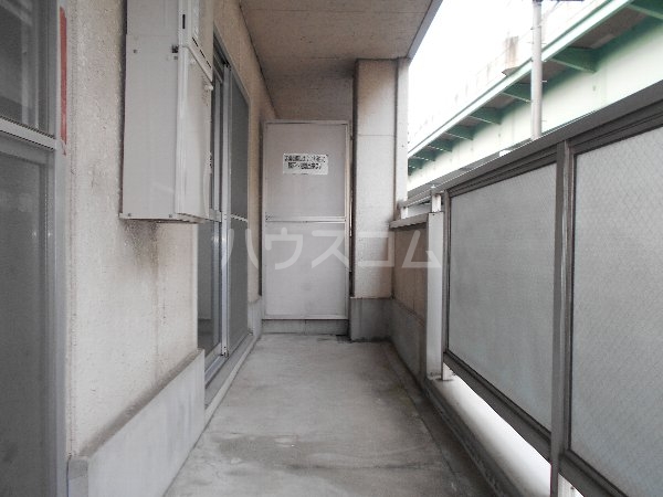 20/30 バルコニー