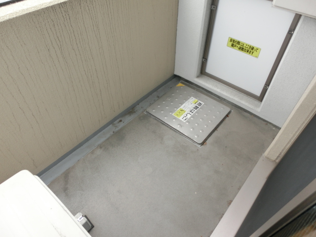 18/25 バルコニー