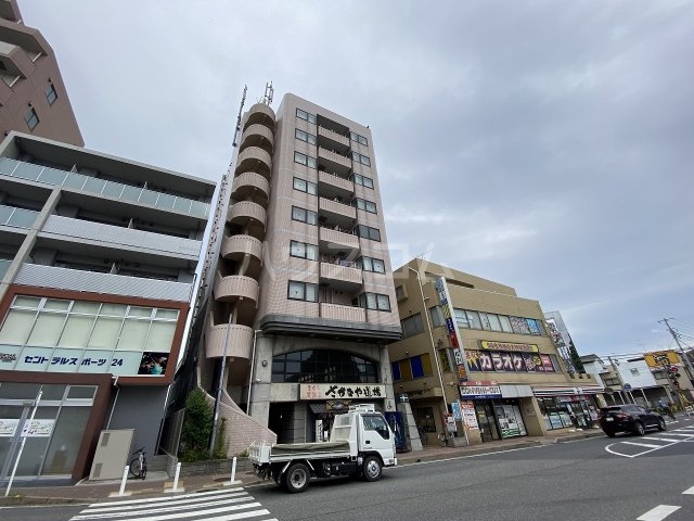 2/4 外観