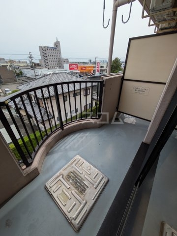 16/19 バルコニー