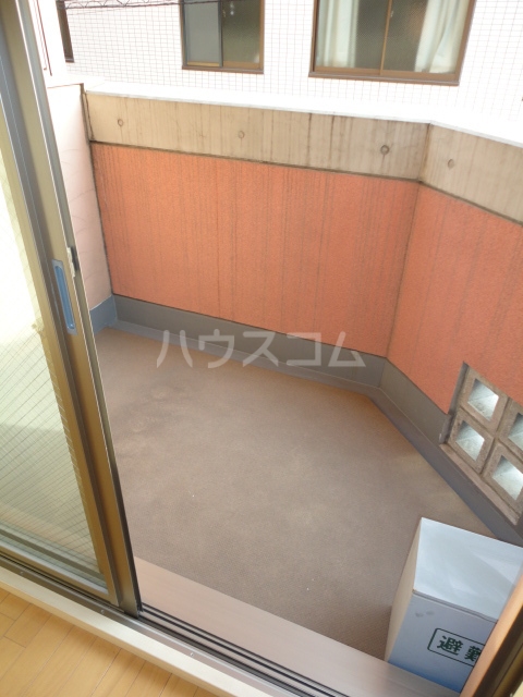 16/28 バルコニー