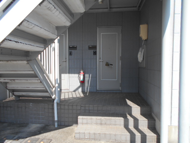 17/26 エントランス