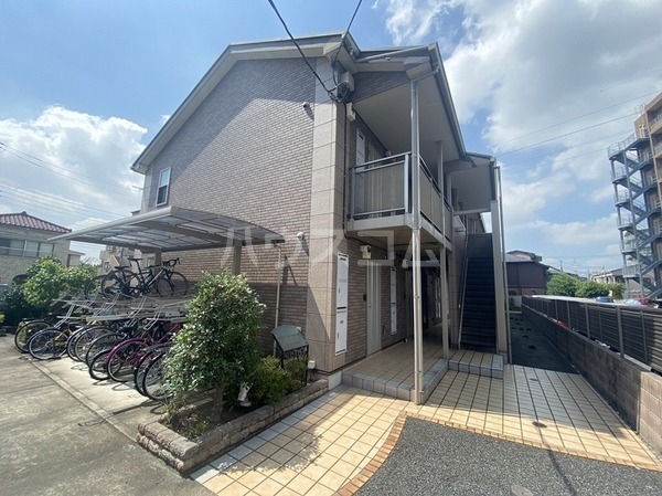 14/14 エントランス