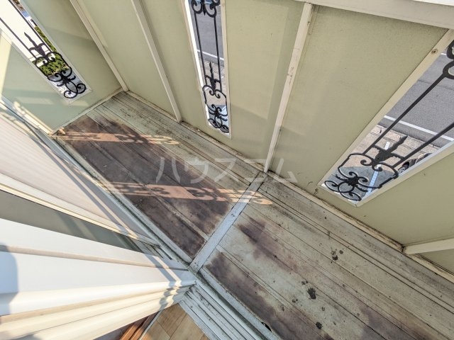 17/29 バルコニー