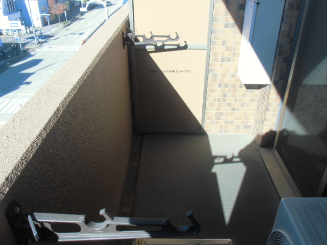 23/30 バルコニー