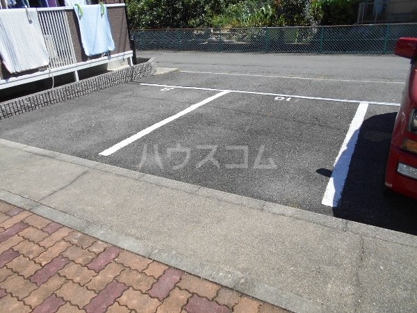 18/26 駐車場