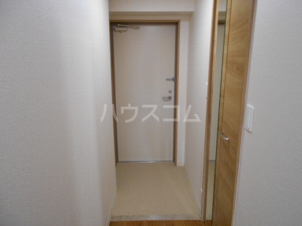 13/30 玄関