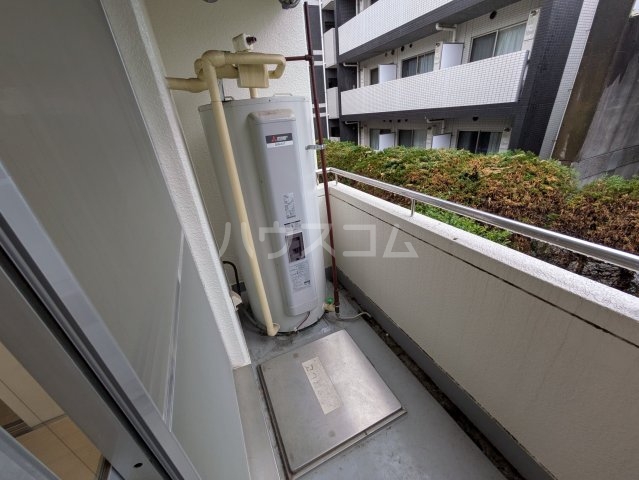 16/28 バルコニー