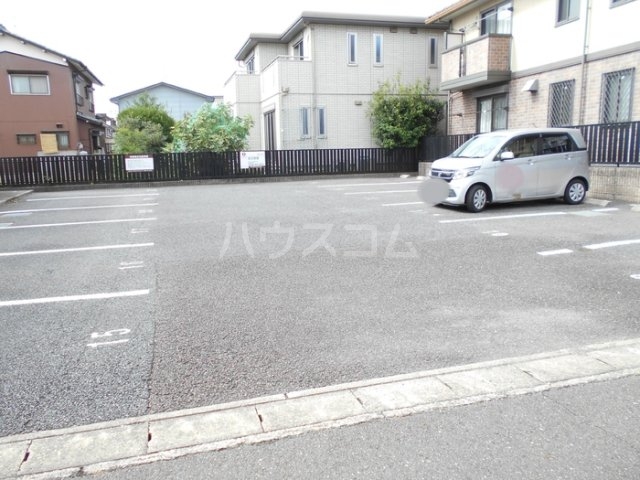 2/10 駐車場