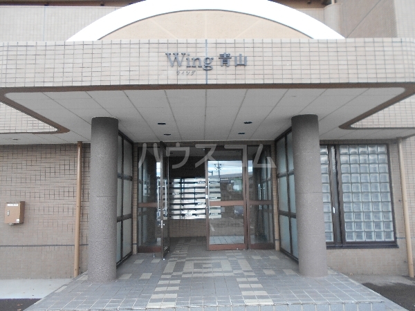 26/30 エントランス