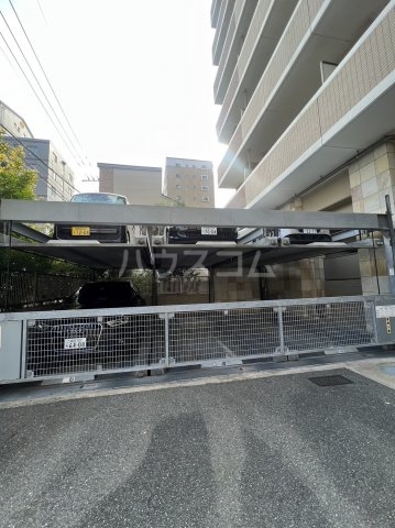 2/6 駐車場