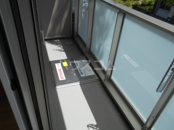 15/28 バルコニー