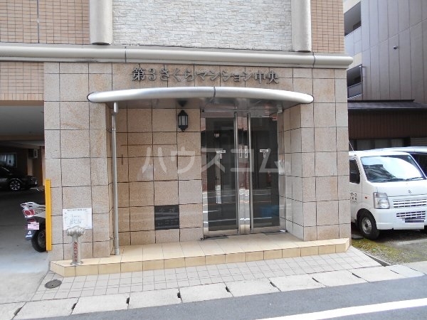 2/10 エントランス