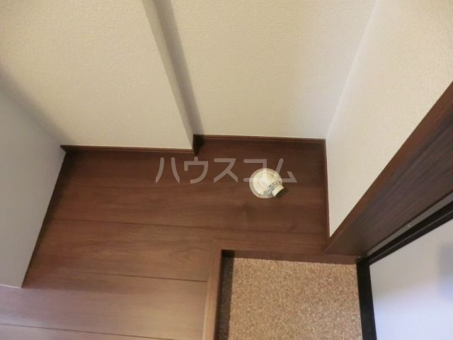 14/20 エントランス