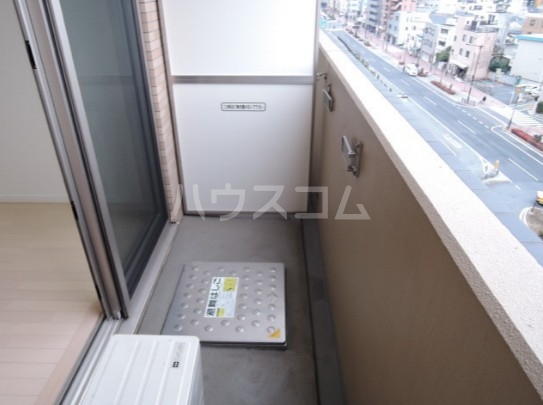 16/23 バルコニー