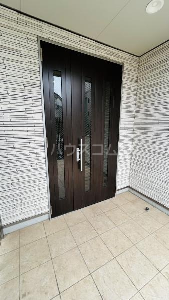 2/3 エントランス