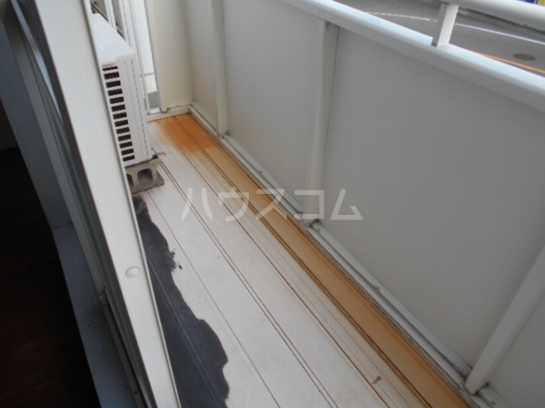 21/30 バルコニー