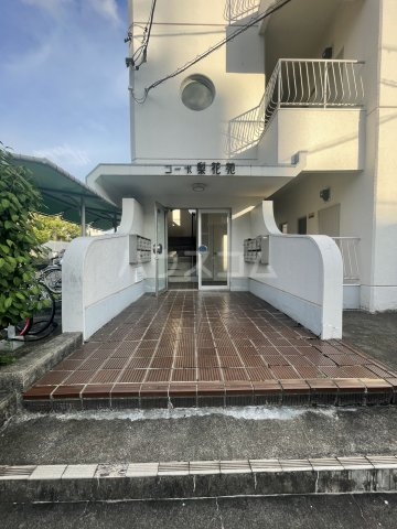 16/24 エントランス