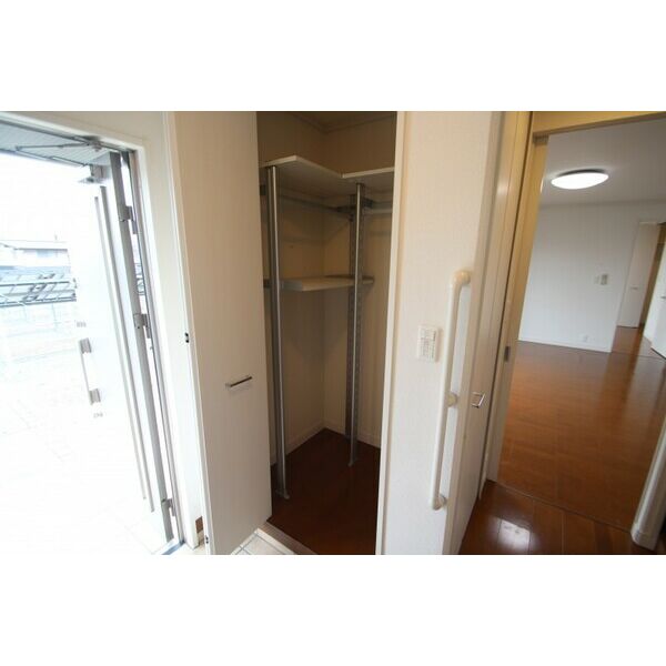 15/24 エントランス