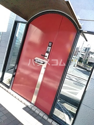 21/29 エントランス