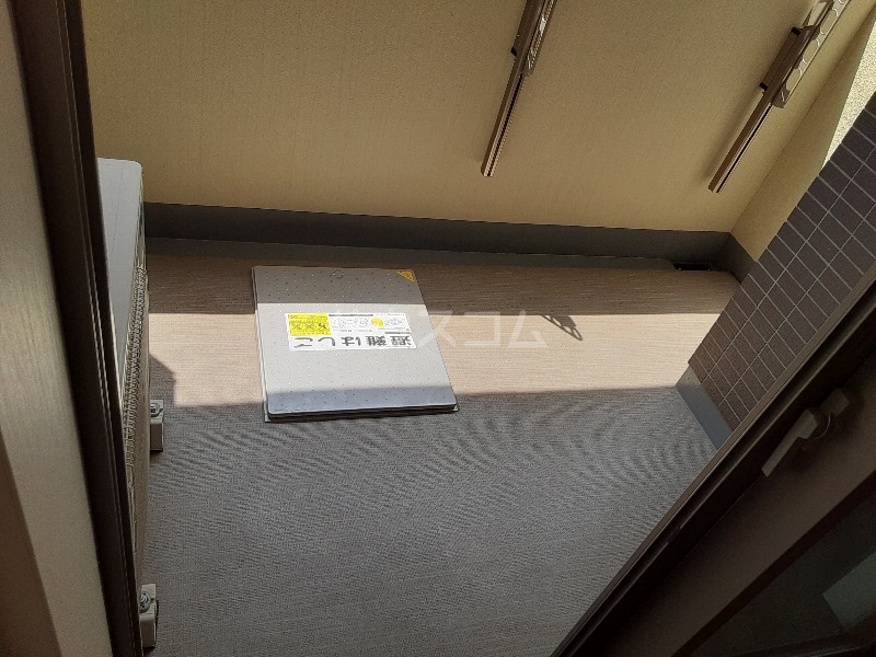 20/30 バルコニー