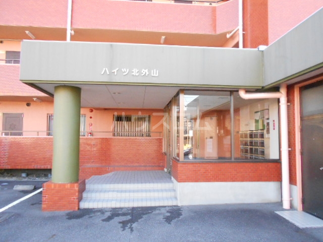 16/22 エントランス