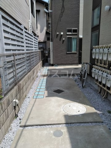 16/24 エントランス