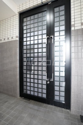 2/9 エントランス