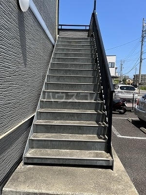 17/26 エントランス