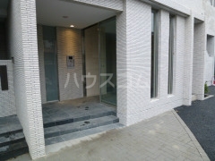 22/24 エントランス