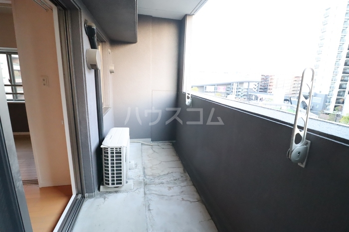 13/23 バルコニー