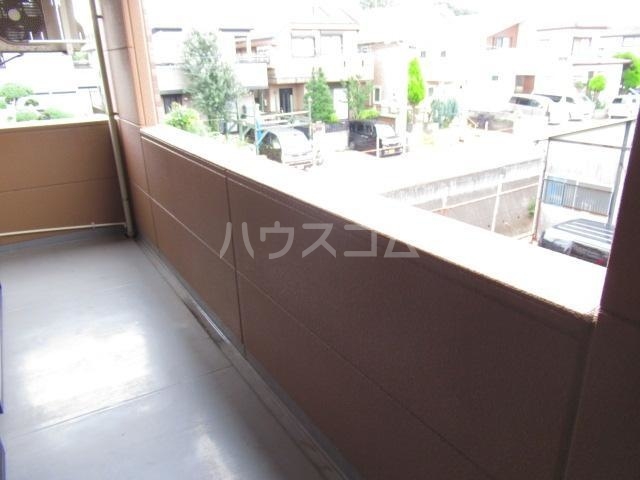 20/27 バルコニー