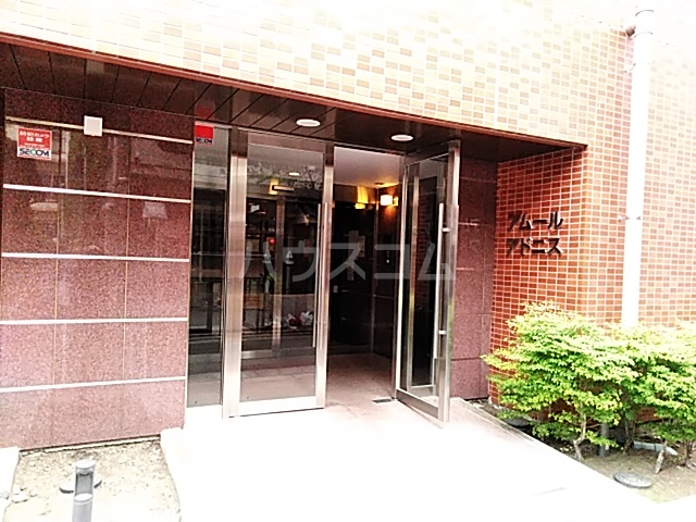 29/30 エントランス