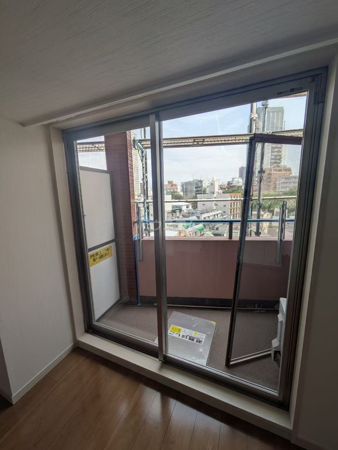 14/22 バルコニー