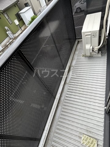 13/17 バルコニー