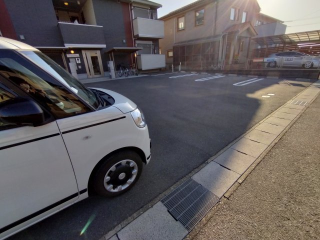 25/30 駐車場