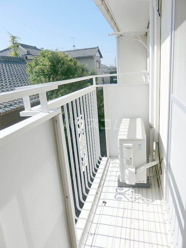 13/18 バルコニー